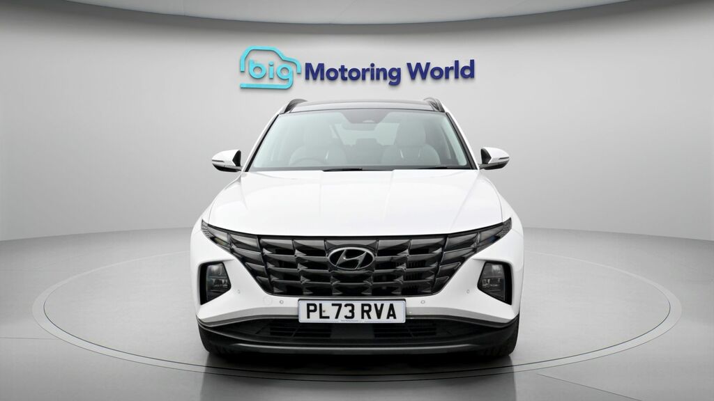 Hyundai Tucson Ultimate White #2