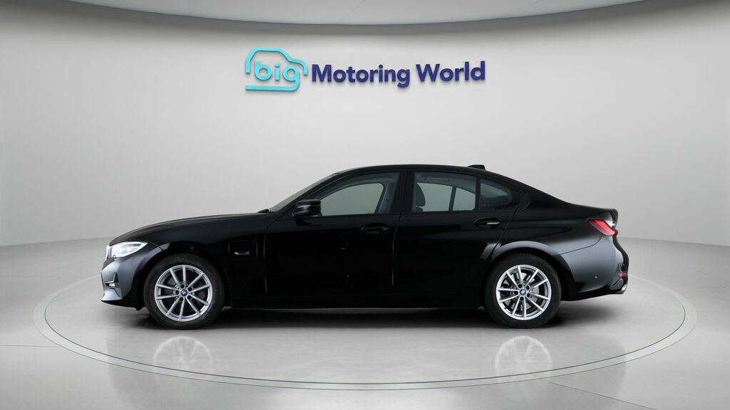 BMW 3 Series Se Pro MF22YYD Black #4