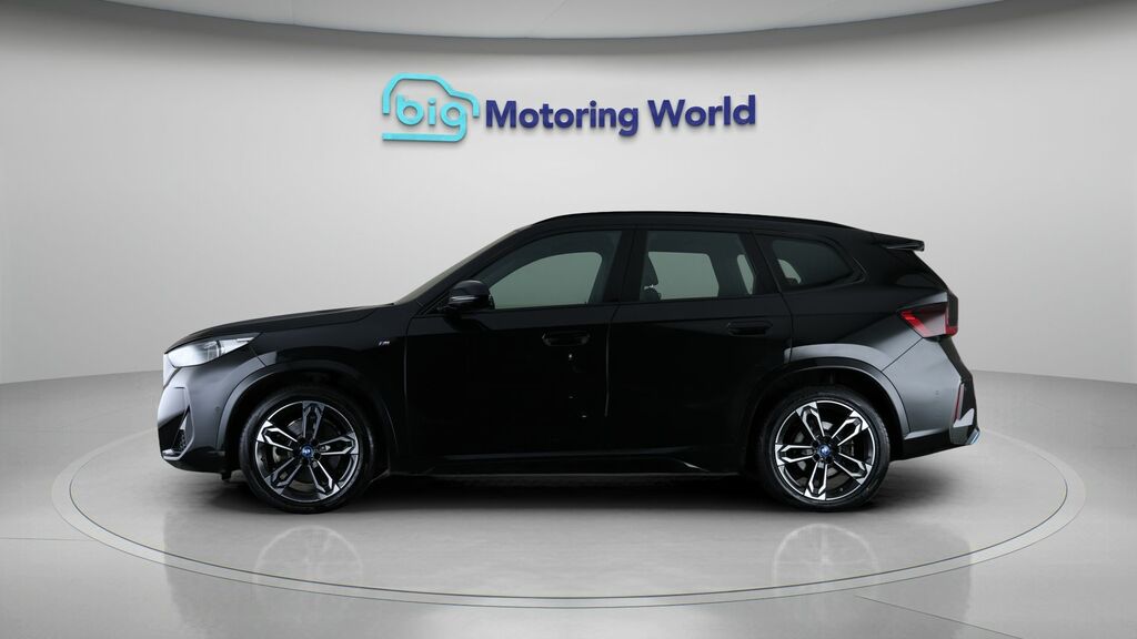 BMW iX1 M Sport BMZ3552 Black #4