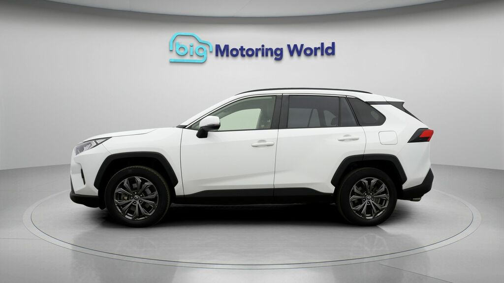 Toyota Rav 4 Design White #4