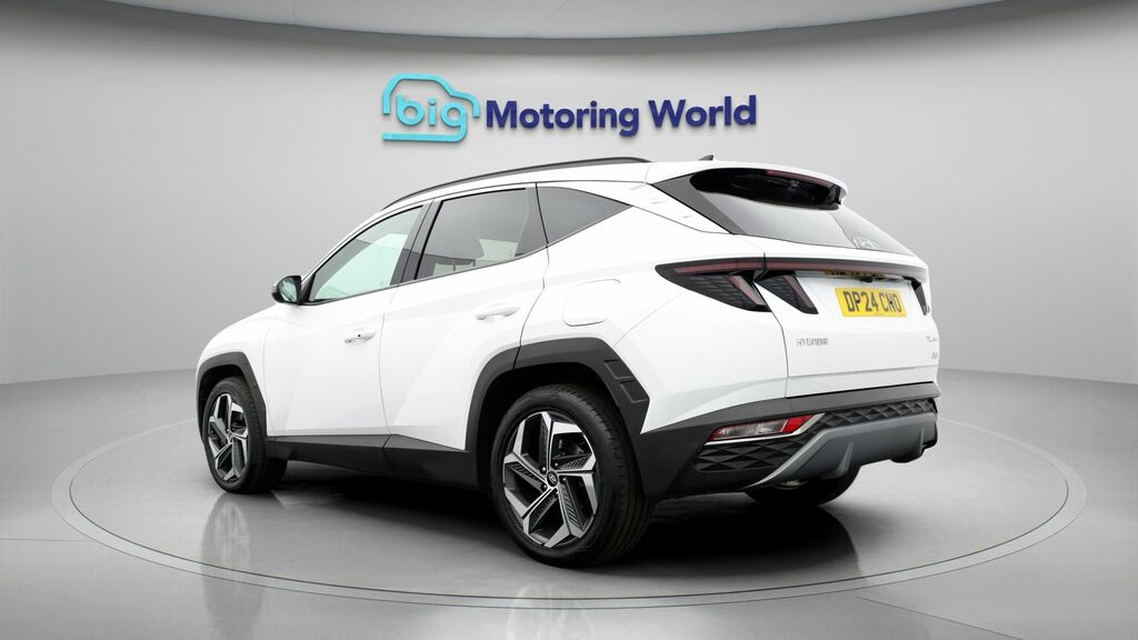 Hyundai Tucson Ultimate White #5