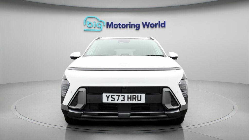 Hyundai Kona Ultimate White #2