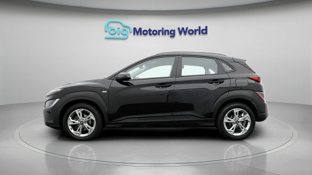 Hyundai Kona Se Connect DN22WBL Black #4