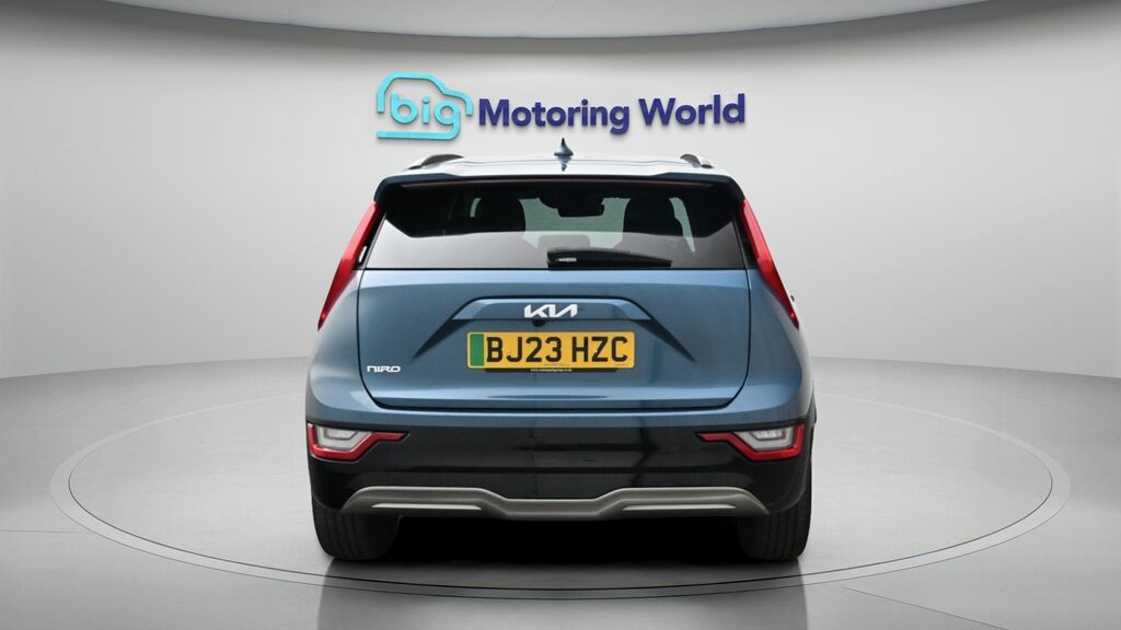 Kia Niro 4 Blue #6