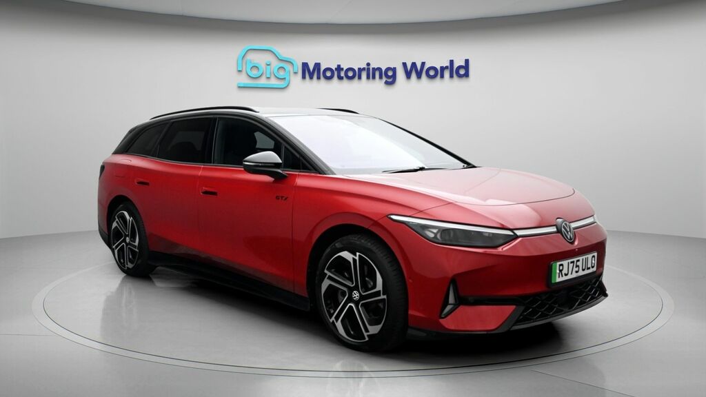 Volkswagen ID.7 Plus Red