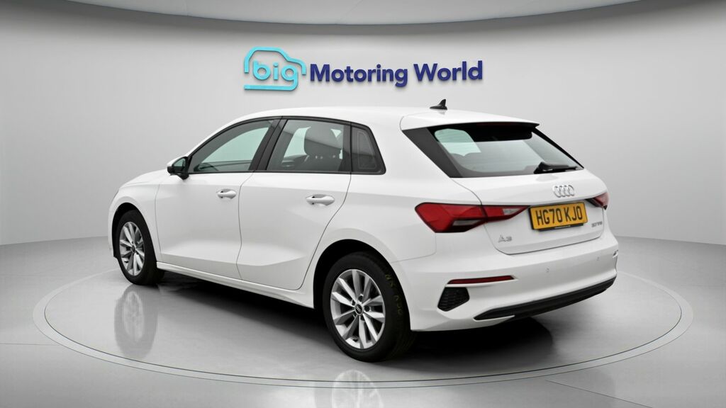 Audi A3 Technik HG70KJO White #5