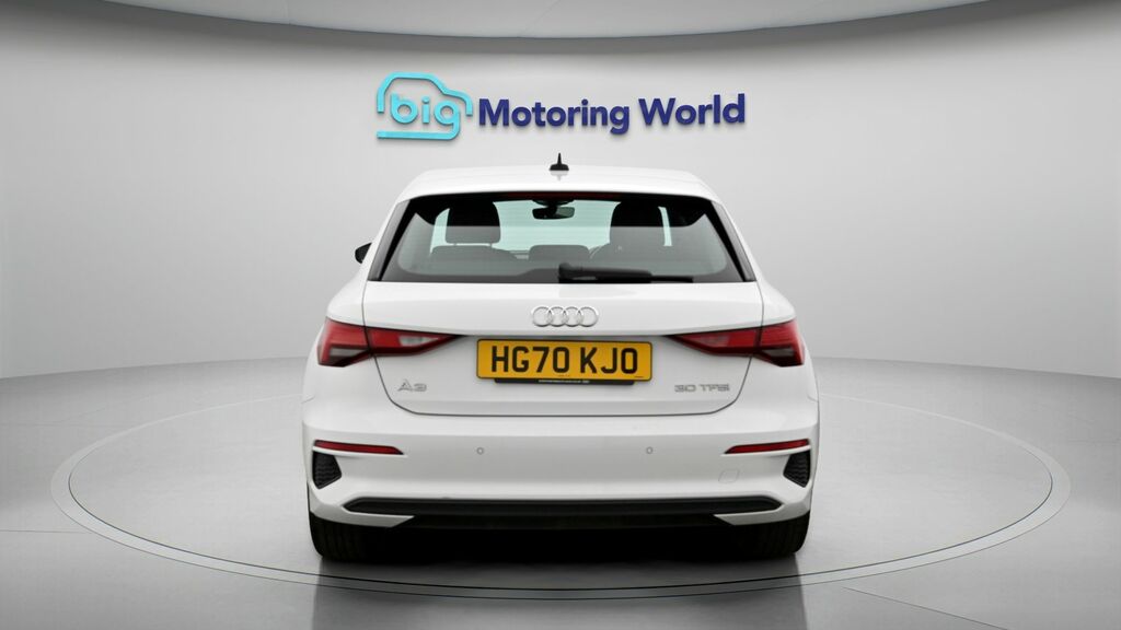 Audi A3 Technik HG70KJO White #6