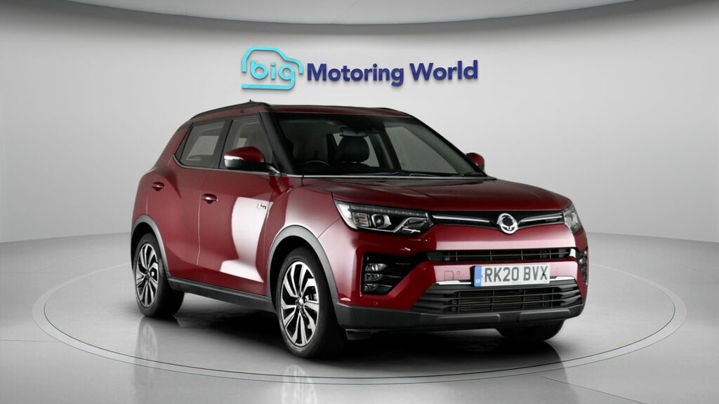 SsangYong Tivoli Ultimate Red #2