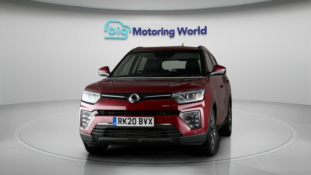 SsangYong Tivoli Ultimate Red #3