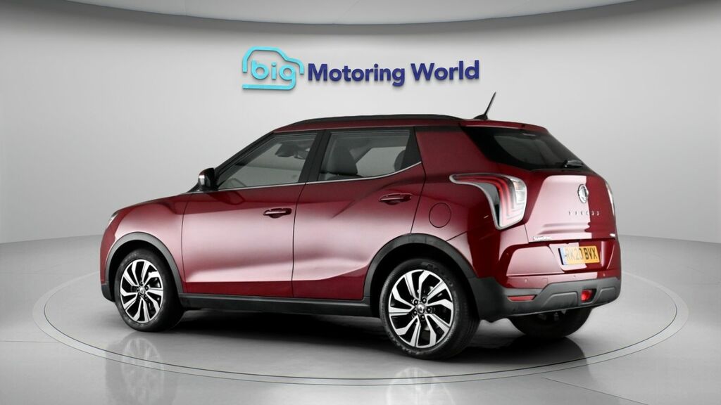SsangYong Tivoli Ultimate Red #5