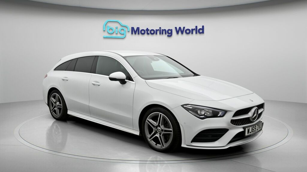 Mercedes-Benz CLA Class Amg Line White