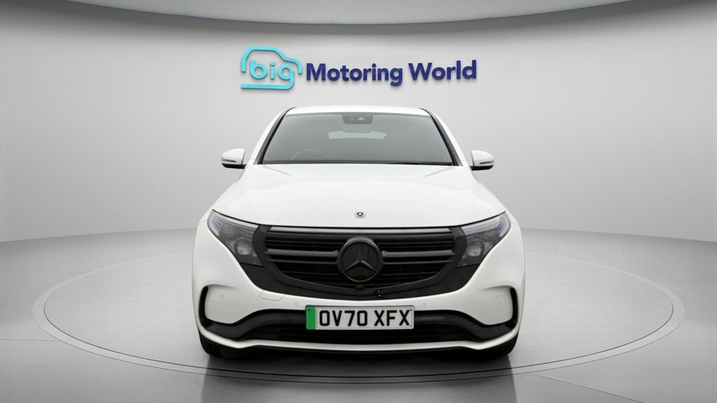 Mercedes-Benz EQC Amg Line White #2