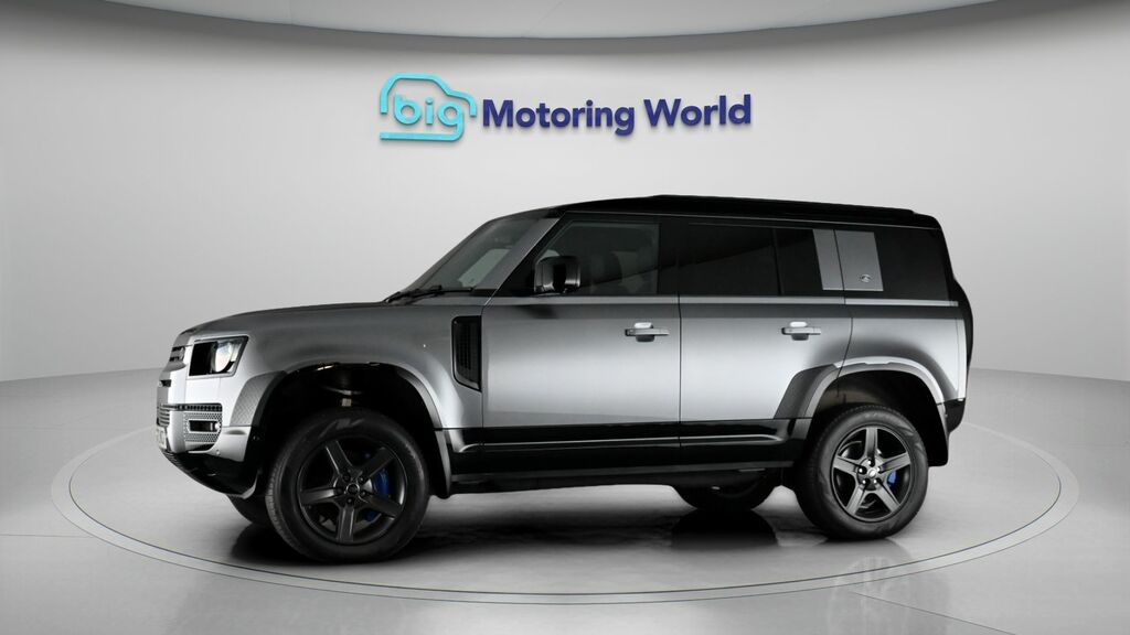 Land Rover Defender 110 X-dynamic Se AP72WCR Grey #4