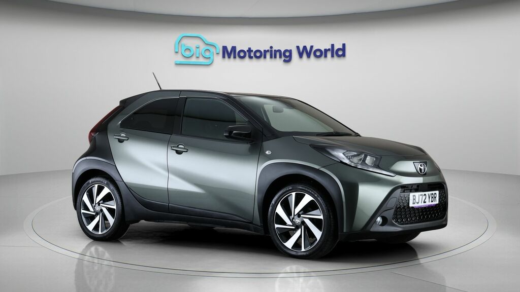 Toyota Aygo X Edge Green
