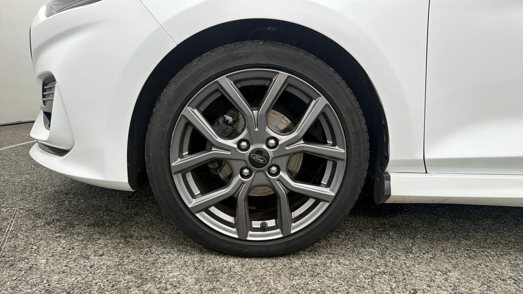 Ford Fiesta Hatchback Black #17