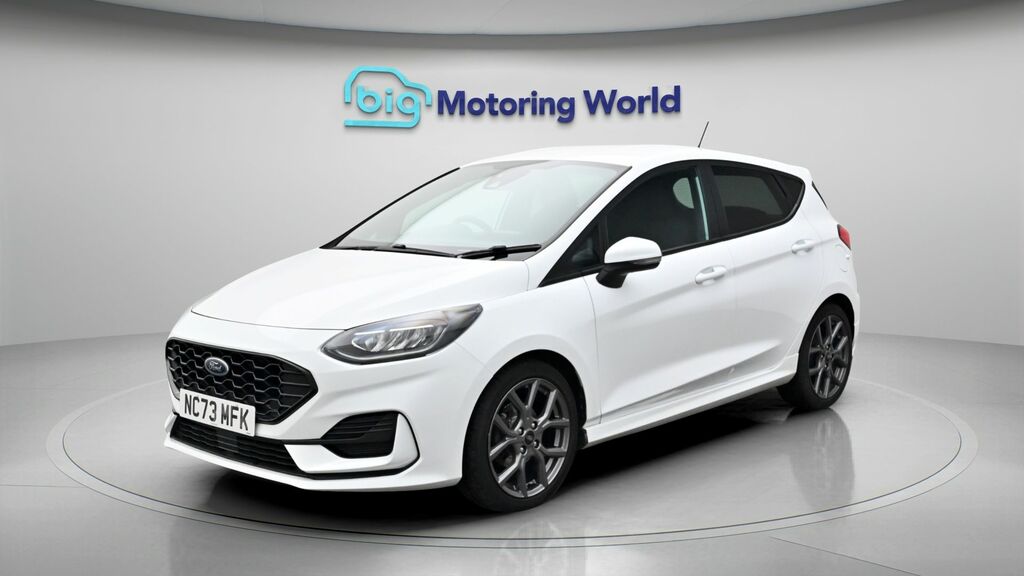 Ford Fiesta Hatchback Black #3