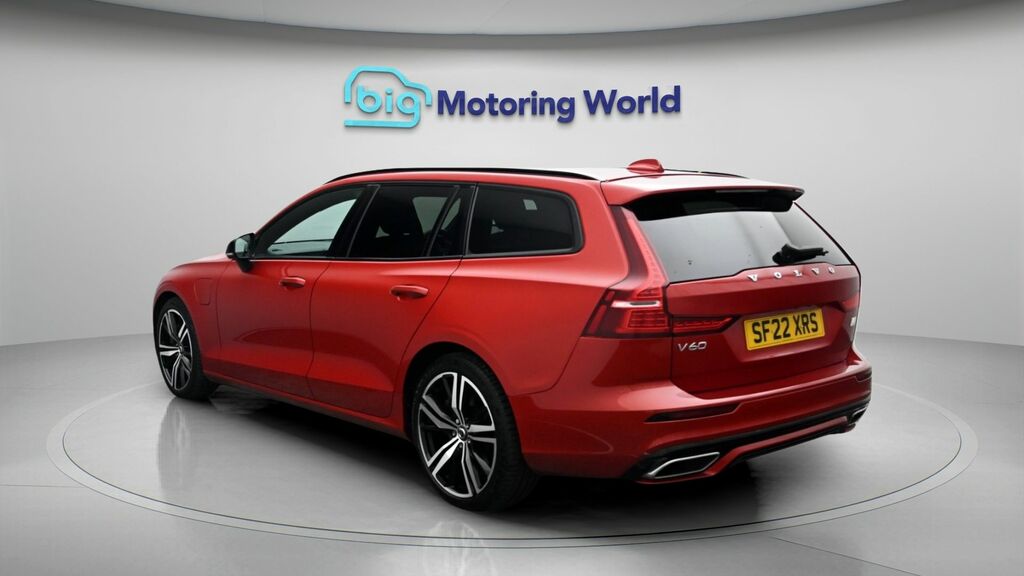 Volvo V60 R-design SF22XRS Red #5