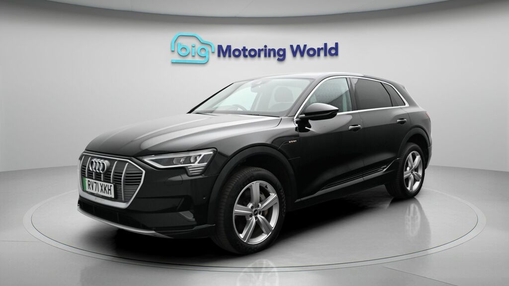 Audi E-tron Technik Black #3