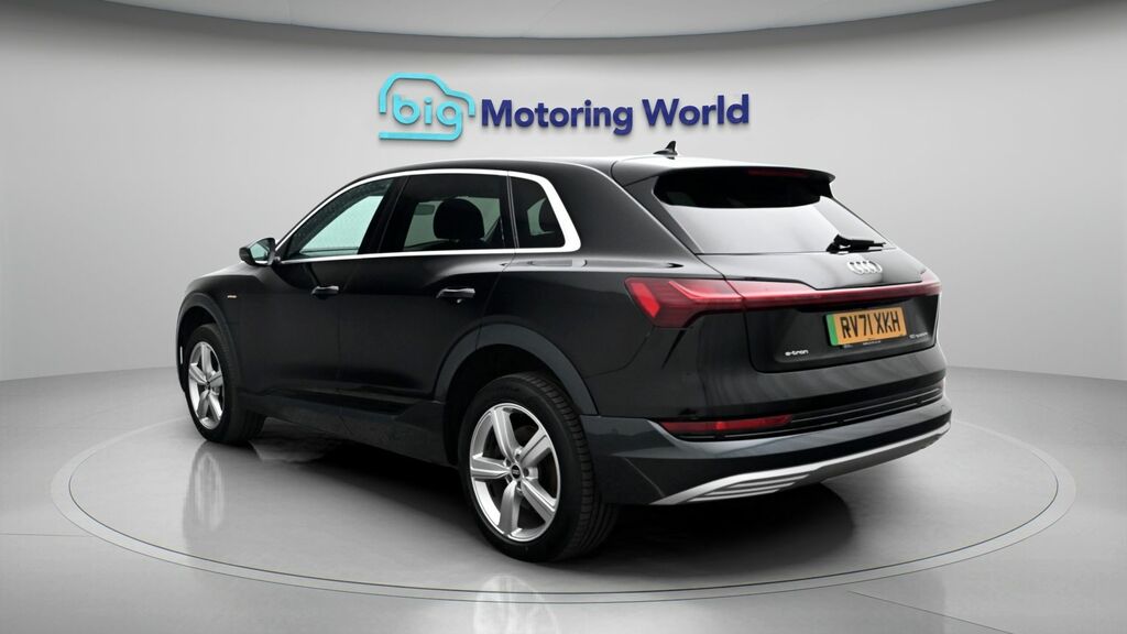 Audi E-tron Technik Black #5