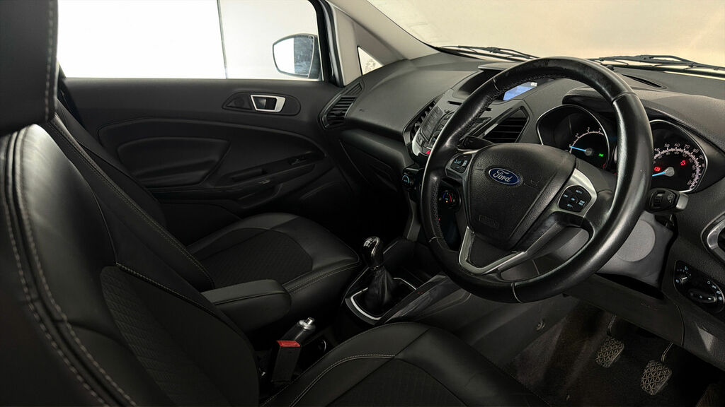 Ford Ecosport Hatchback Silver #9