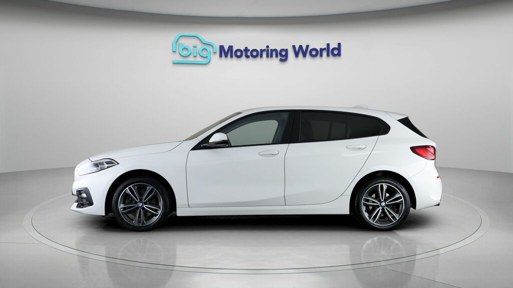 BMW 1 Series Sport PK21OLE White #4