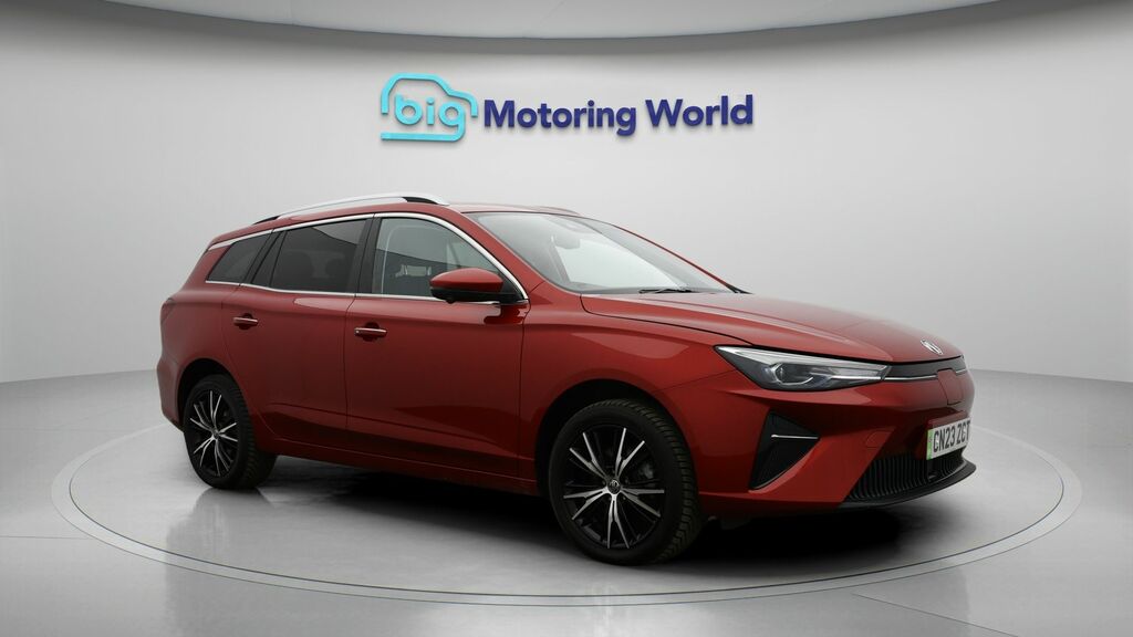 MG MG5 Trophy Long Range Red