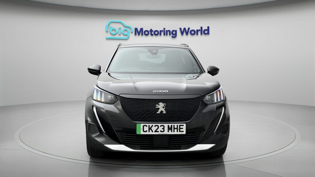 Peugeot e-2008 Gt Black #2