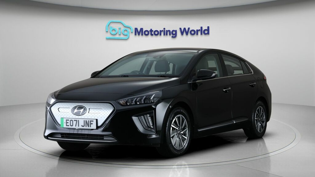Hyundai Ioniq Premium Black #3