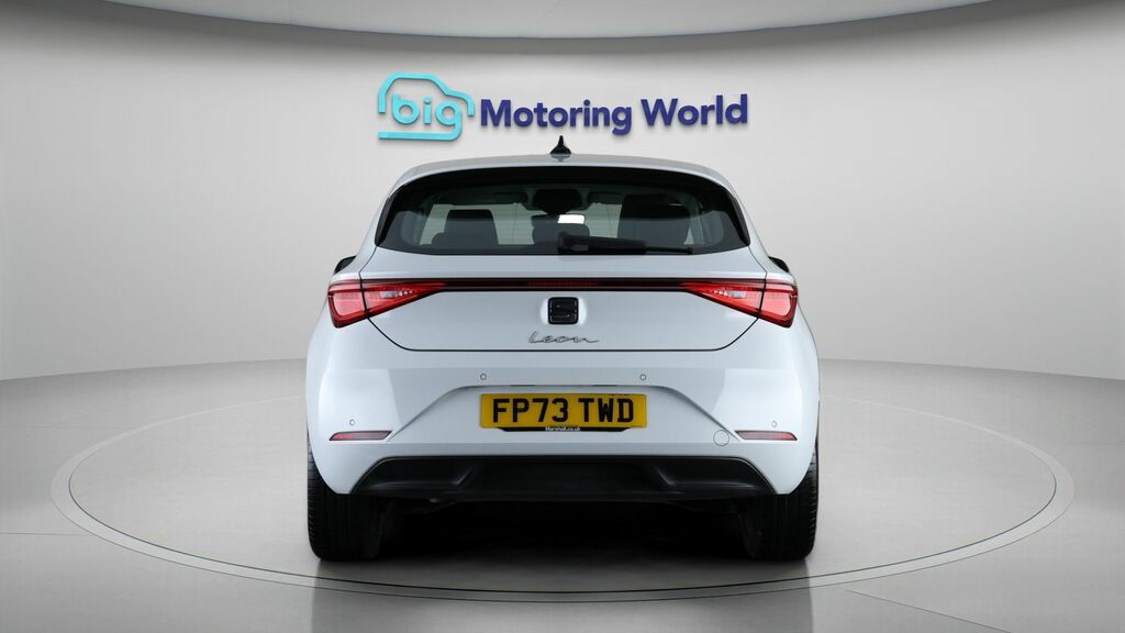 Seat Leon Se White #6
