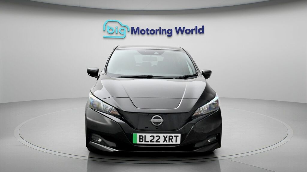 Nissan Leaf N-connecta Black #2