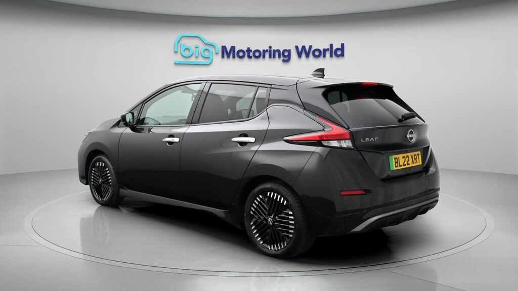 Nissan Leaf N-connecta Black #5