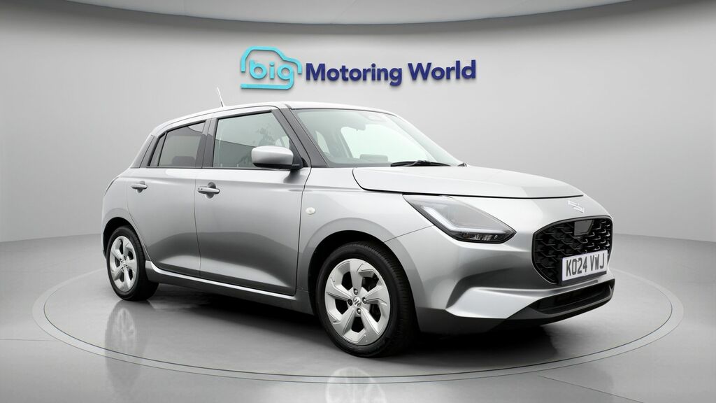 Suzuki Swift Motion Silver
