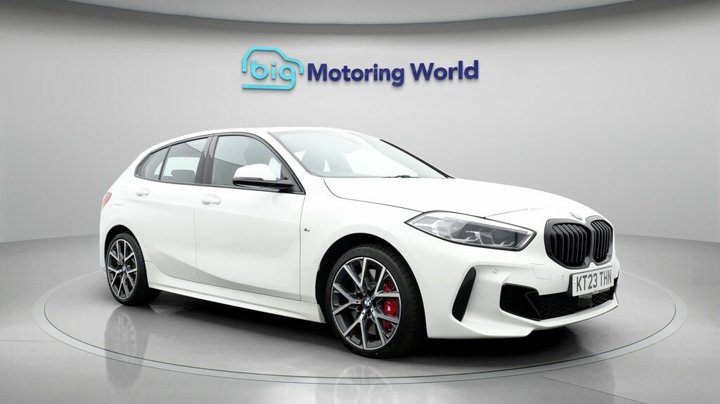 BMW 1 Series Auto White