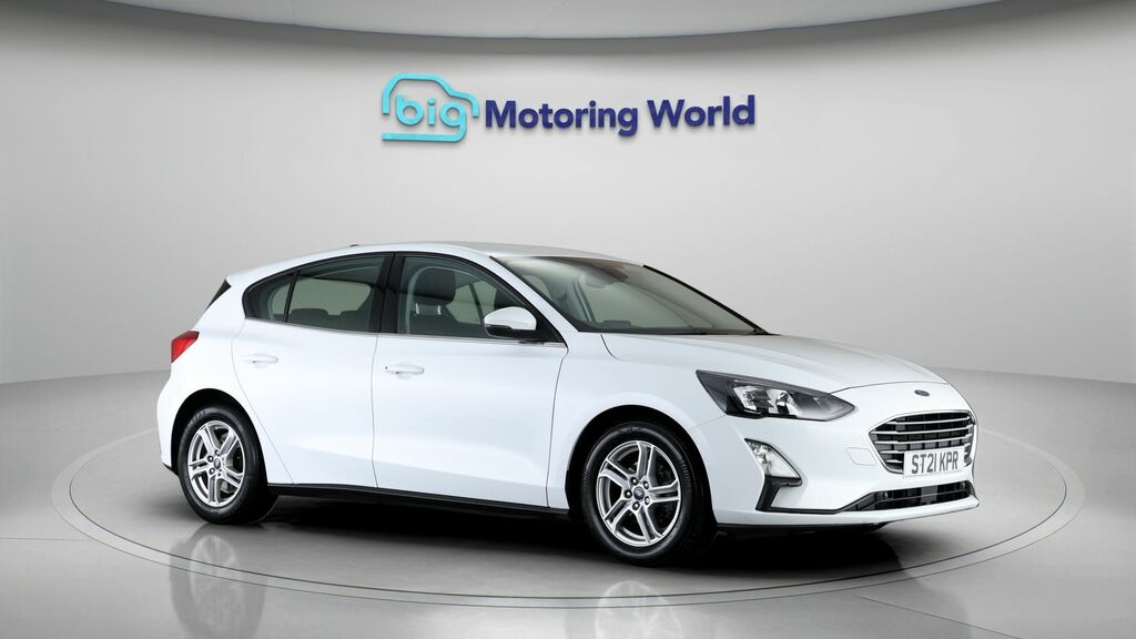 Ford Focus Zetec White