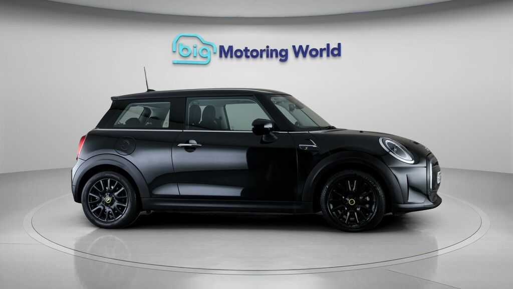 Mini Electric Level 1 Black