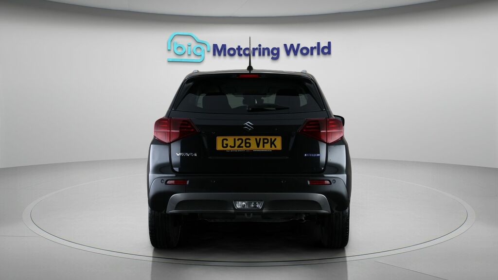Suzuki Vitara Motion Black #6