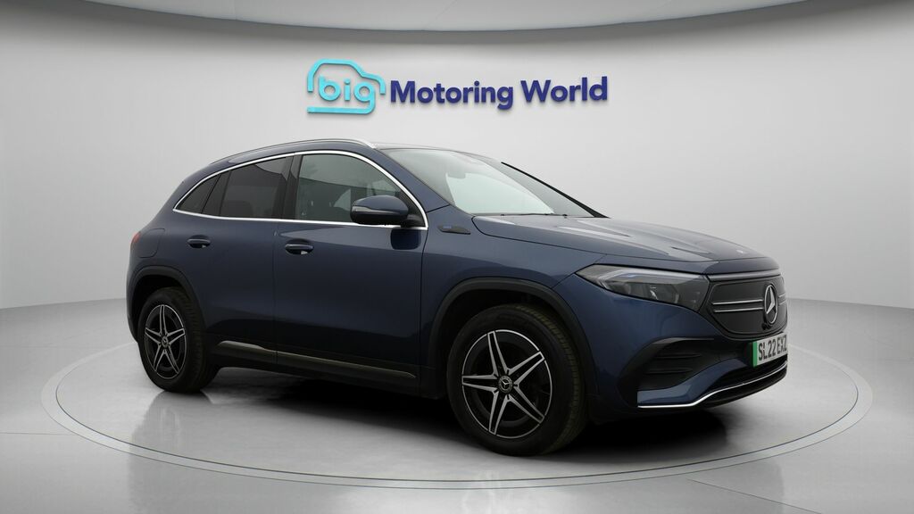 Mercedes-Benz EQA Amg Line Blue