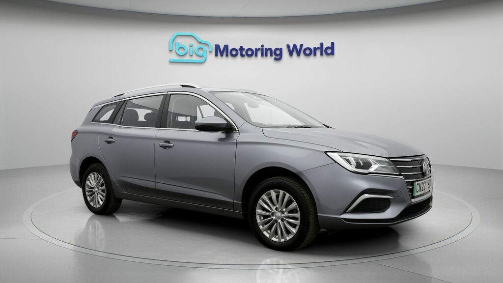 MG MG5 Exclusive Long Range Silver