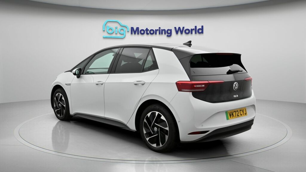 Volkswagen ID.3 Family White #5