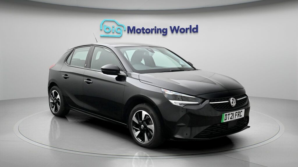 Vauxhall Corsa-e Se Nav Premium Black
