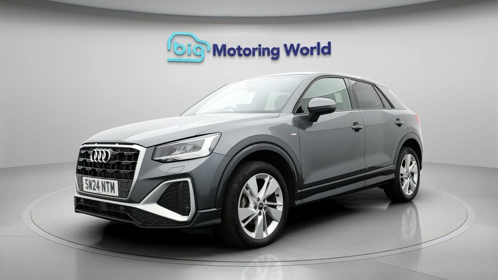 Audi Q2 S Line Grey #3