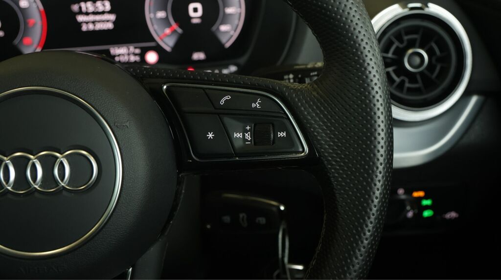 Audi Q2 35 Tfsi S Line Grey #25