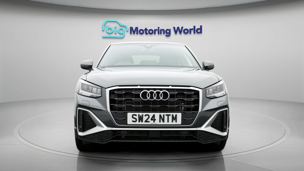 Audi Q2 S Line Grey #2