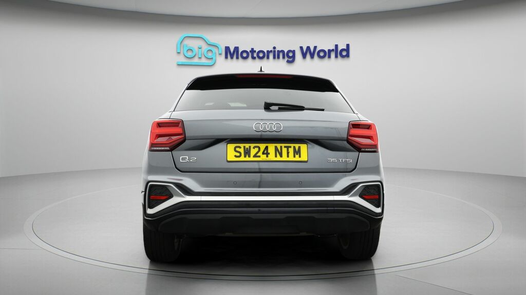 Audi Q2 S Line Grey #6