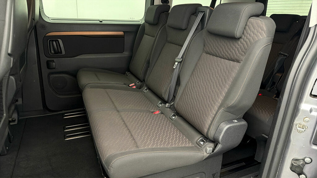 Toyota Proace Verso 1.5D Shuttle Medium Black #15