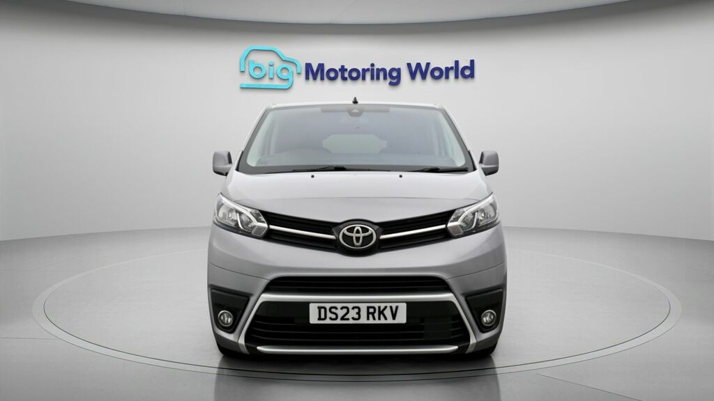 Toyota Proace Verso Family Grey #2