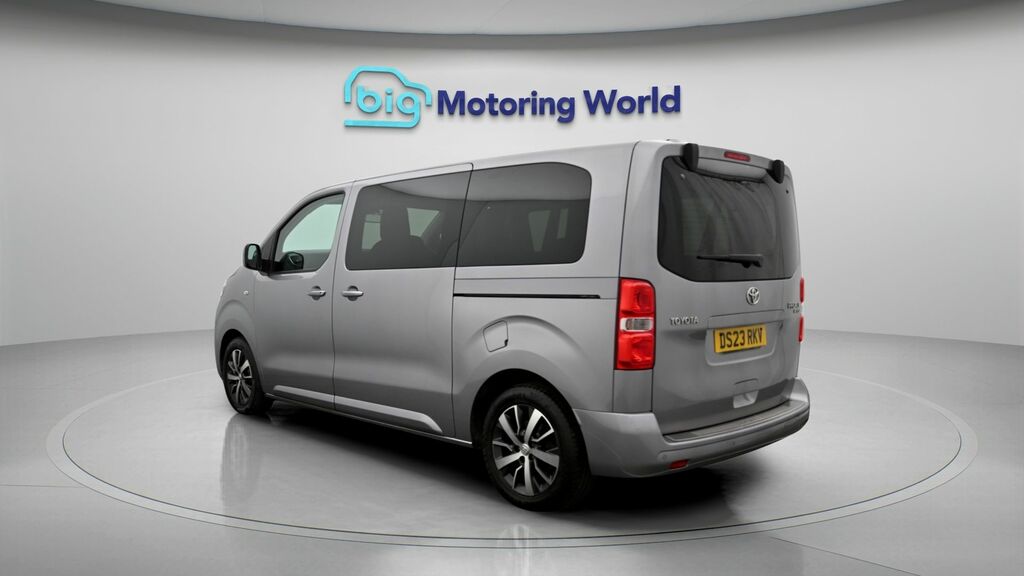 Toyota Proace Verso Family Grey #5