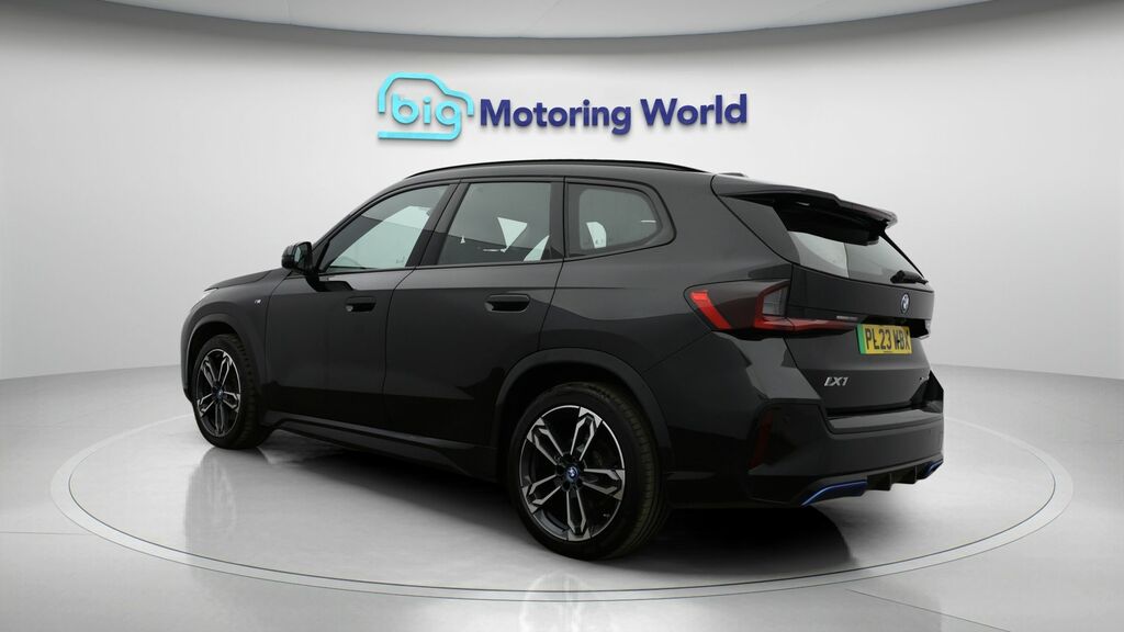 BMW iX1 M Sport Black #5