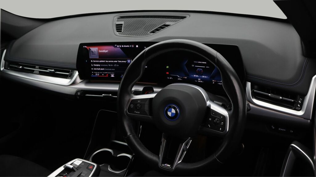 BMW iX1 M Sport #9