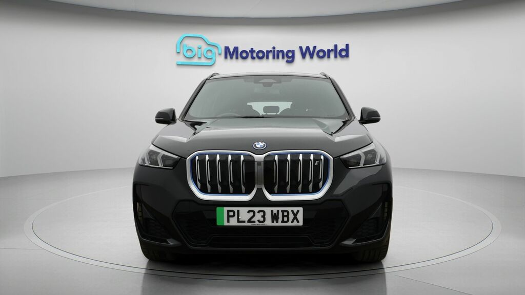 BMW iX1 M Sport Black #2